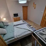 Marta M & Sauna