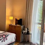 Marta M & Sauna Πανσιόν
