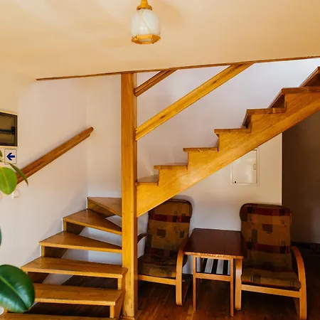 Marta M Sauna Jacuzzi Vendégház