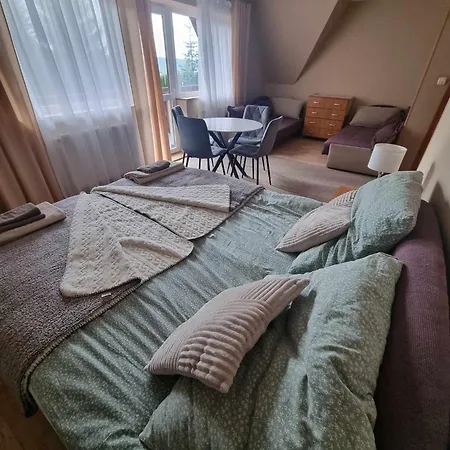 Marta M Sauna Jacuzzi Vendégház 3*