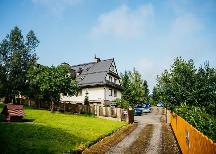 Πανσιόν Marta M Sauna Jacuzzi 3*