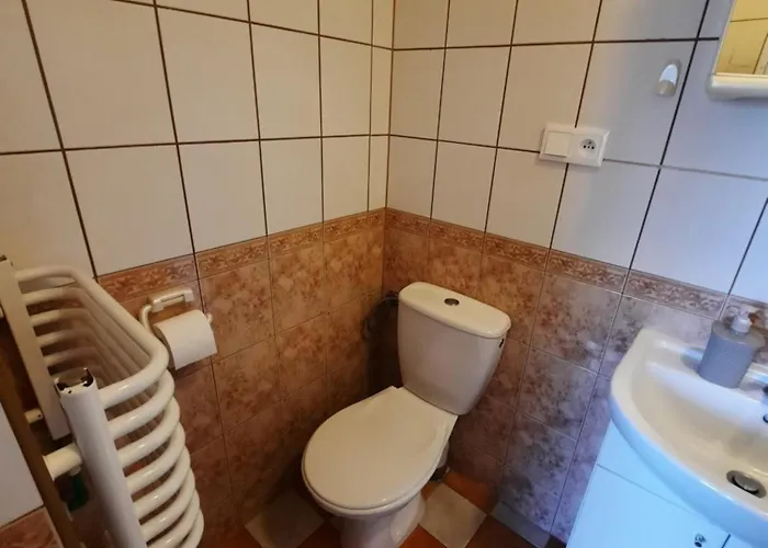 Marta M Sauna Jacuzzi Πανσιόν