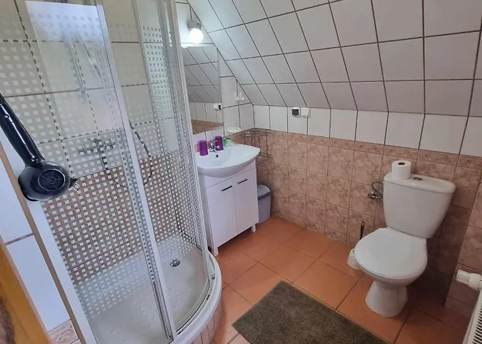 Πανσιόν Marta M Sauna Jacuzzi