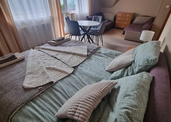 Marta M & Sauna Πανσιόν 3*