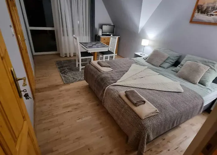 Marta M Sauna Jacuzzi Πανσιόν